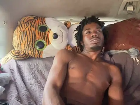 SlimeCrownzOut5 live sex cam