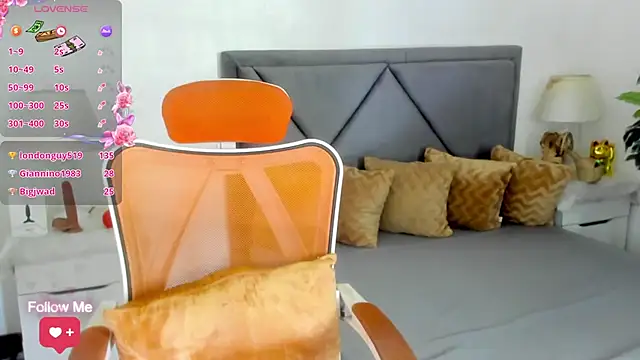 Queen_Cattleya69 live sex cam