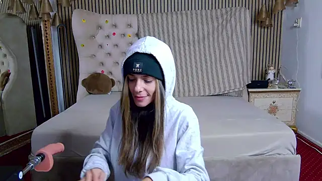 PlayfulShow live sex cam