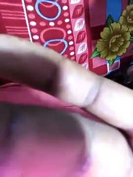 POOJALOVEHOT live sex cam