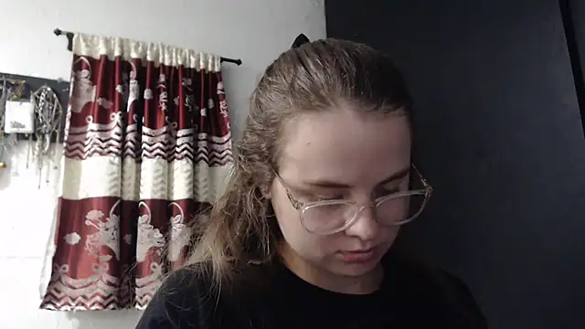 HellenMiyer1111 live sex cam