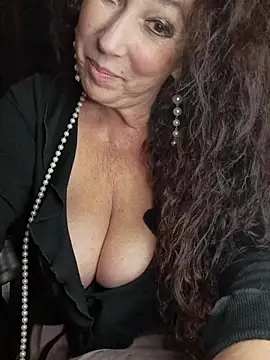 GypsyEsmeralda live sex cam