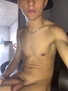 gabrielzinnnn085 live sex cam