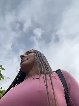 Brunettecollins05 live sex cam