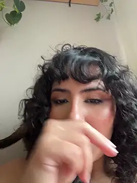 SugarTroubl33 live sex cam