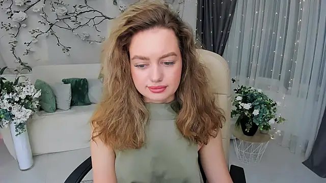 MiracleCurly live sex cam