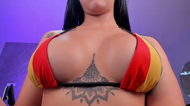 KatieNolan_1 live sex cam