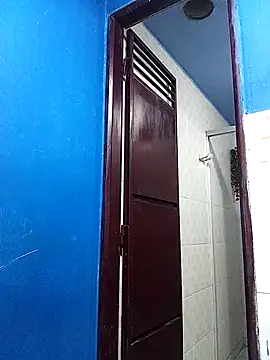 single_virgin live sex cam