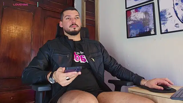 HenryBenso live sex cam