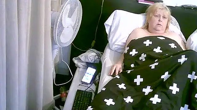 Sylviastar46 live sex cam