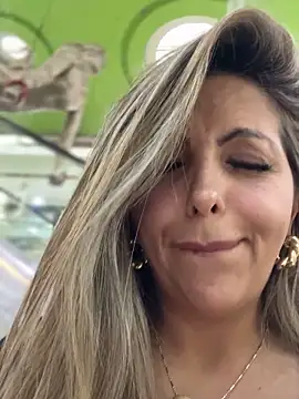 _Abril-Office1 live sex cam