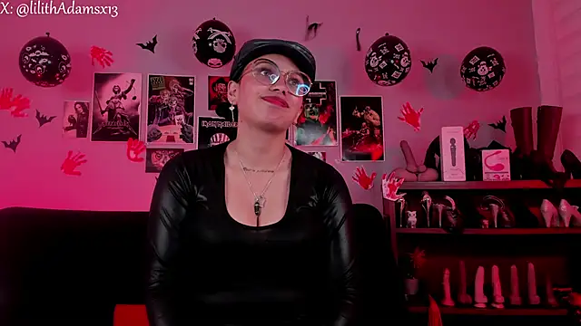 lilith-deveraux live sex cam