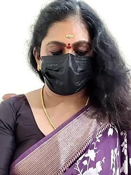 Sweetie_swetha37 live sex cam