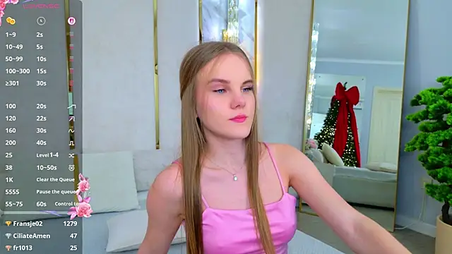 Lili_Lohan live sex cam