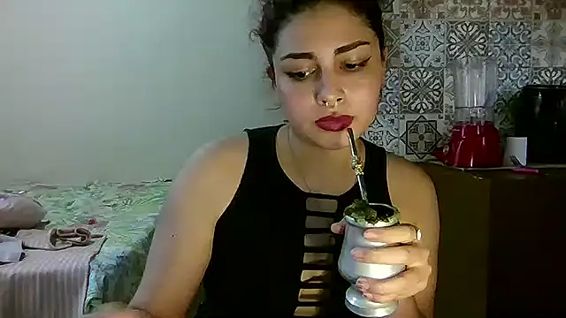 SweetSolei20 live sex cam