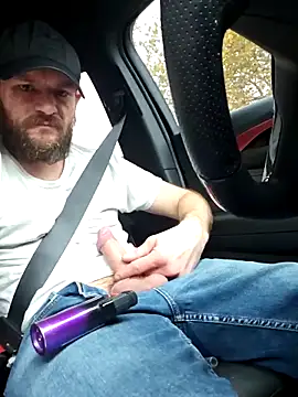 Spunwhiteboy1992 live sex cam