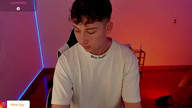 oliver_kyy live sex cam