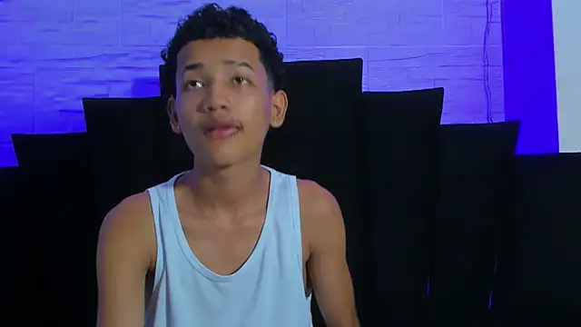_Noah19 live sex cam