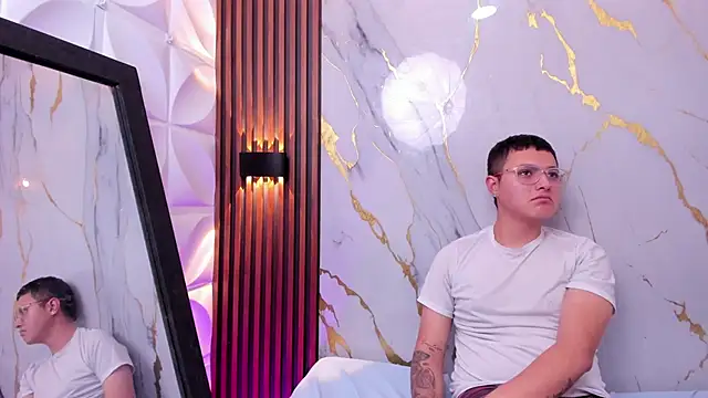 Hera_n_zeus_ live sex cam