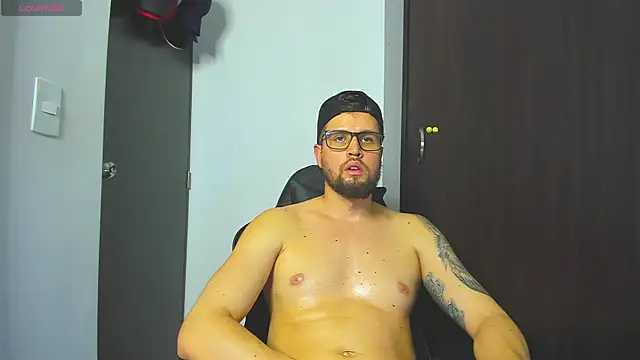 bastianwatson10 live sex cam