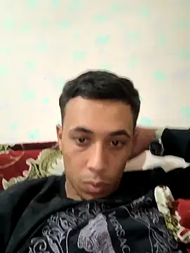 Naymik911 live sex cam