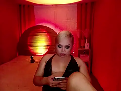 Madameblonde live sex cam