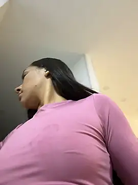 Brunettecollins05 live sex cam