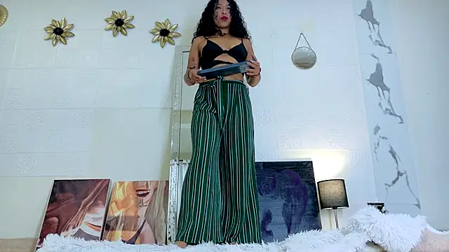 Akemirosse live sex cam