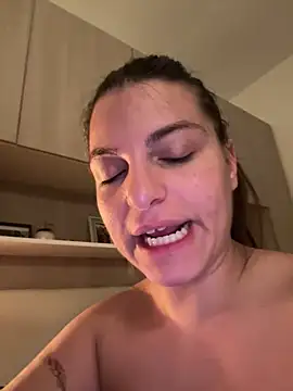 Soniabonifacio live sex cam