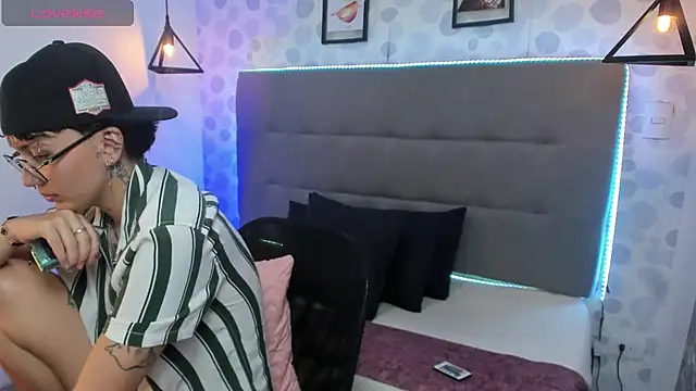 emahills__axelrose live sex cam