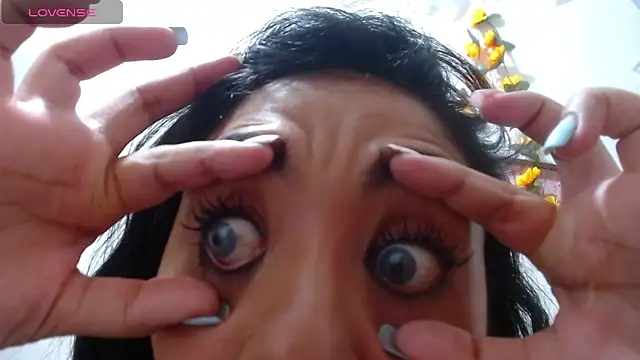 ZuryFerrari live sex cam