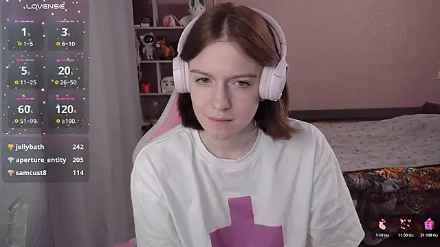 CassieJuice69 live sex cam