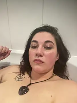 YourFrenchFeliciexo live sex cam