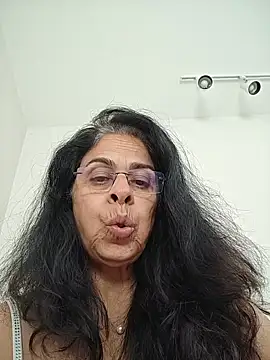 NakedMILFx live sex cam