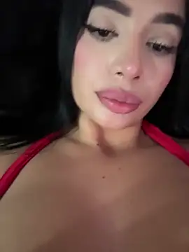 perla_kem_ live sex cam