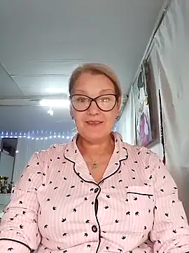 irinamaux live sex cam