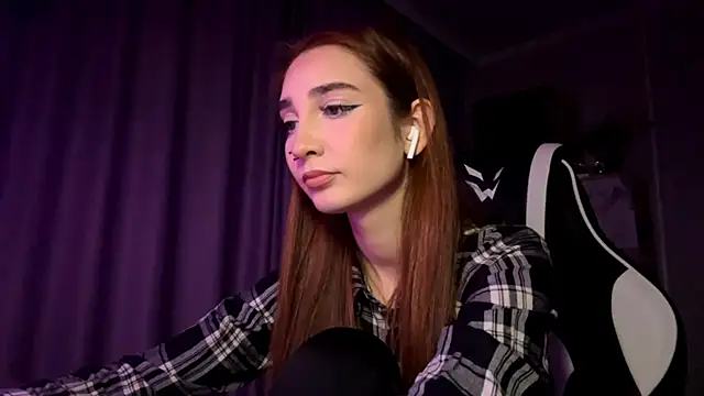 HollyPaw live sex cam