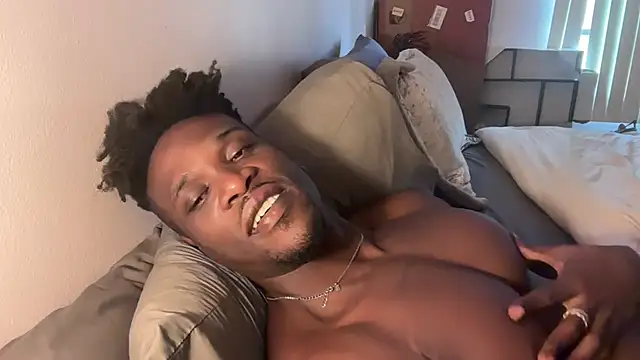 MrDaddyBlackNi9e live sex cam