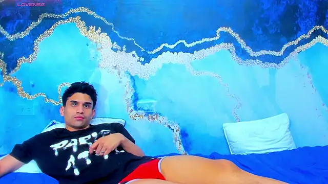 Hottier_Boys live sex cam