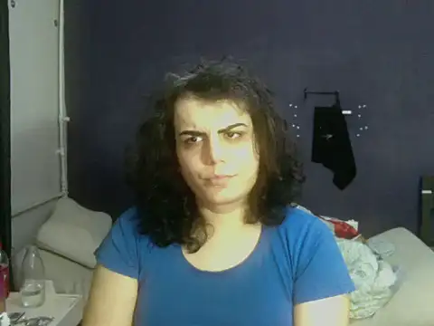 turkishTransEfsun live sex cam