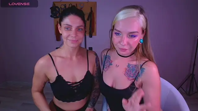 Carrie_Moonshine live sex cam