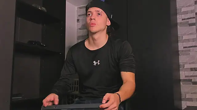 Dimitri_higth420 live sex cam