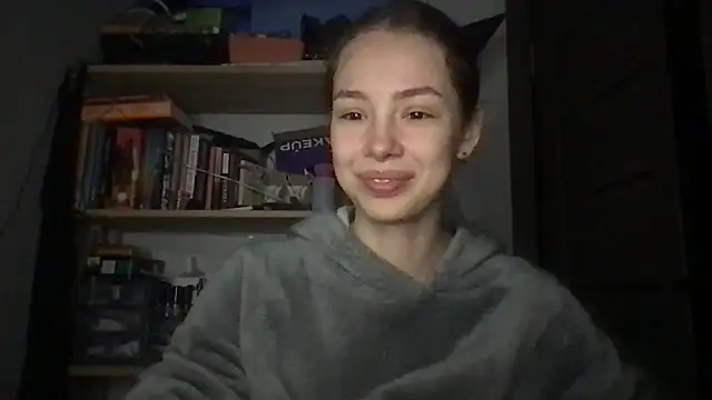 Yuna5343 live sex cam