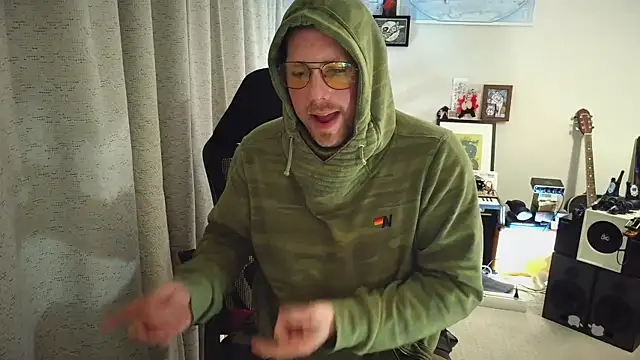 God_Of_ThundeRR live sex cam