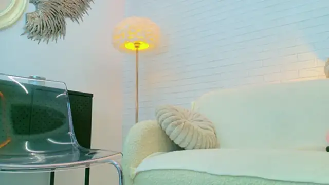 VikaFever live sex cam