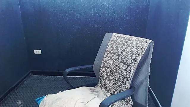 Kerverr_ live sex cam