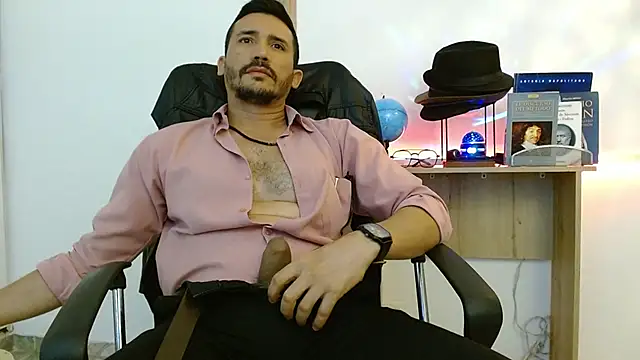 Reiko_85_ live sex cam