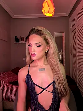 Crystal_________ live sex cam