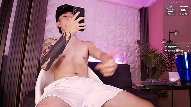 troy_rouge live sex cam