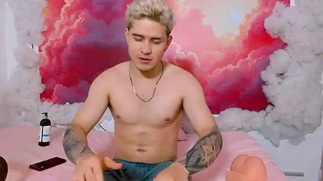 AlexPiersss live sex cam